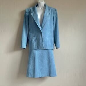 LILLI ANN Collections Vintage Blue Ulra Suede Blazer Skirt Set 
Size XL